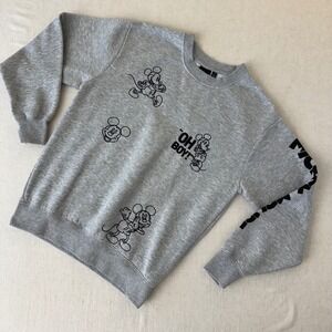 Disney Mickey Mouse Oh Boy Heather Gray Graphic Crewneck Sweatshirt Small